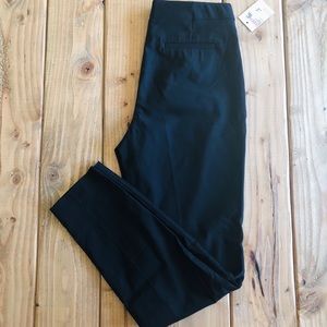 Elle Pull-on Skinny Black Pants